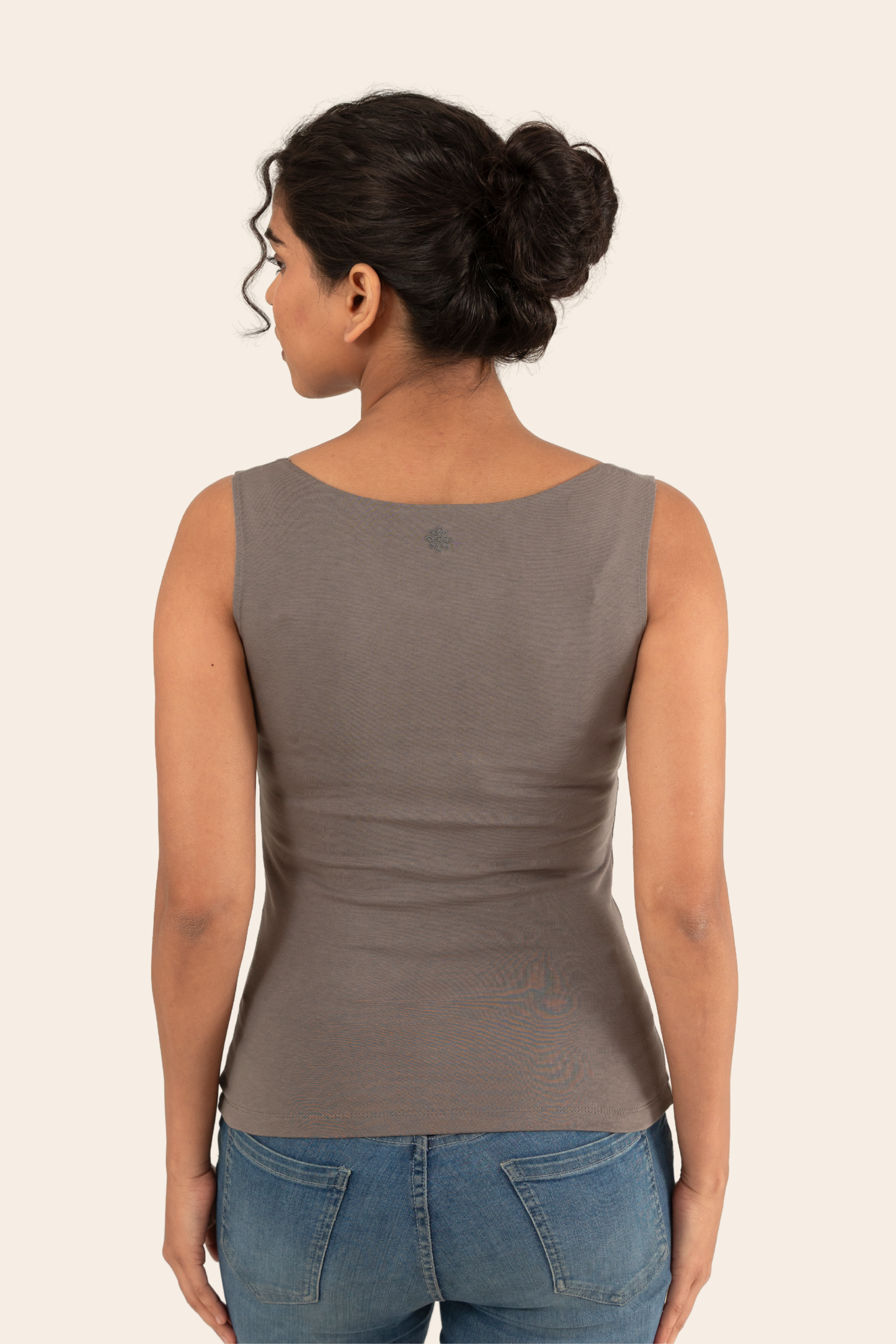 Nizhal Grey